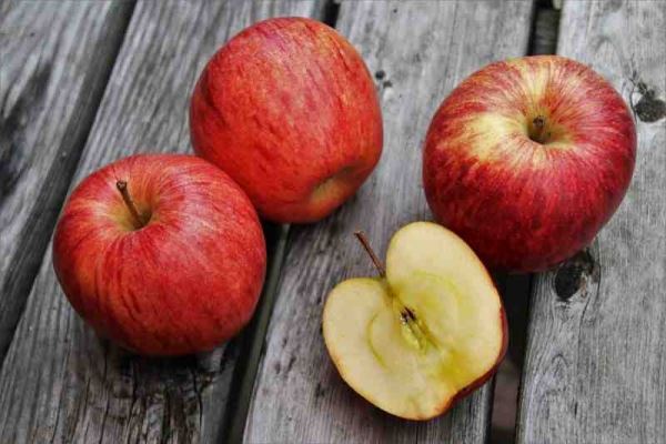 Ученые перечислили фрукты, которые нужно есть при артрите