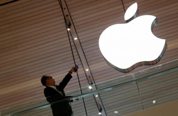 <br />
Трамп призвал Apple уйти из Китая<br />
