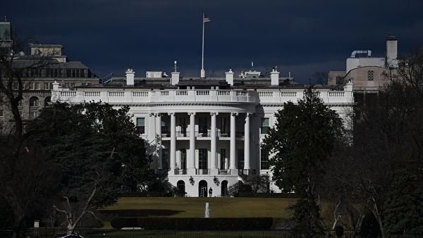 <br />
Белый дом не ожидает экономического спада в США в ближайшее время<br />
